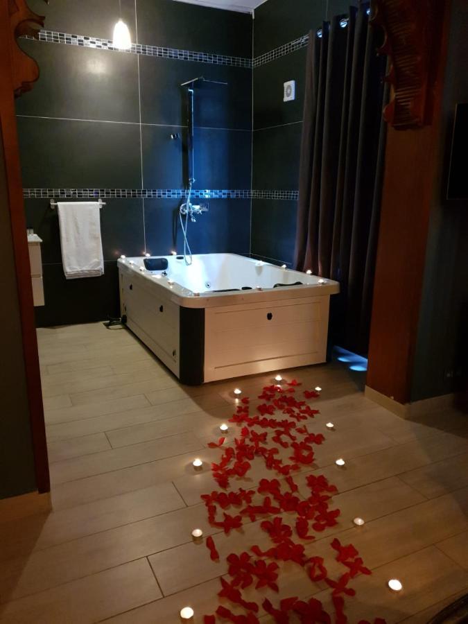 Hotel Riad Лиеж Екстериор снимка